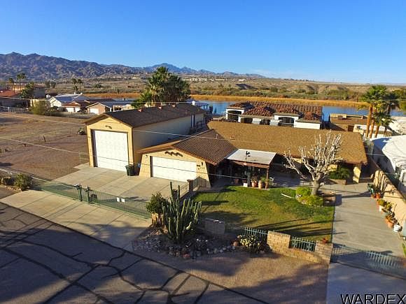 1st image of 1047 Terrace Dr