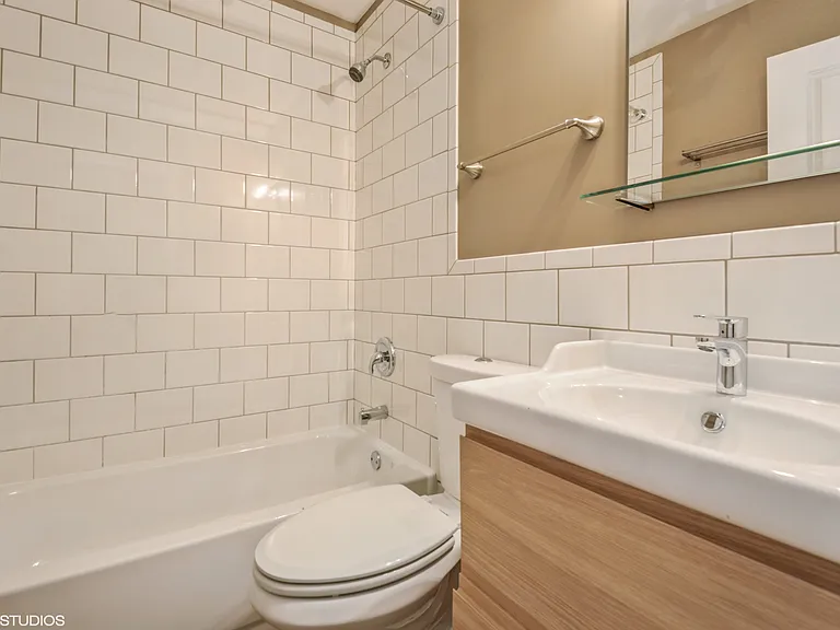 2417 N Ridgeway Ave #1 — Photo 12