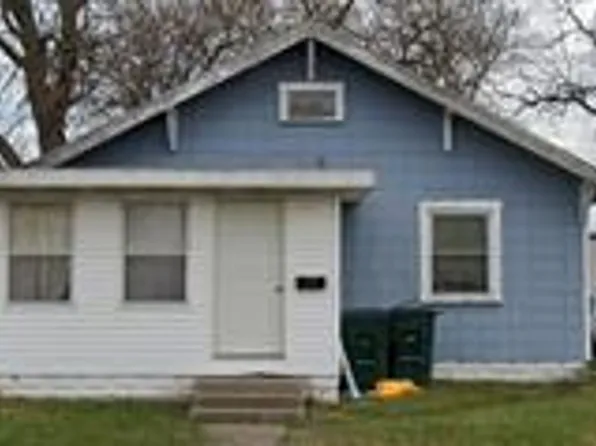 2002 S Elm St, Muncie, IN 47302