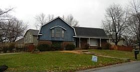 1st image of 1511 NW Willow Brook Dr