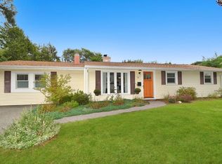 21 Fenway Dr, Framingham, MA 01701