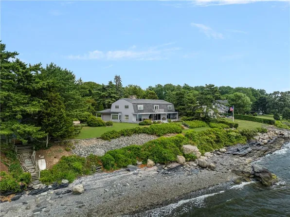 4 Mulberry Rd, Bristol, RI 02809