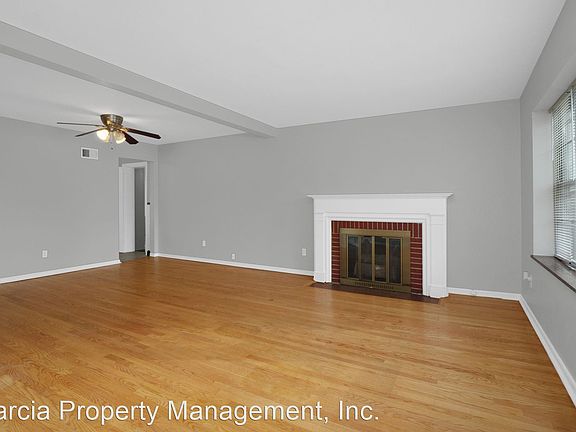 2nd image of 5723 Sutherland Ave