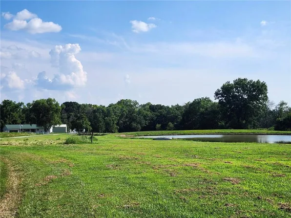 28200 S Grand River Rd, Freeman, MO 64746