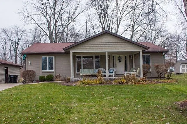 19579 Johnson Rd photo 1