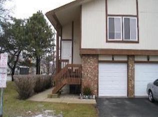 7 Marywood Ln, Bolingbrook, IL 60440