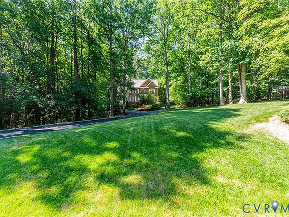 3rd image of 5637 Olde Hartley Way