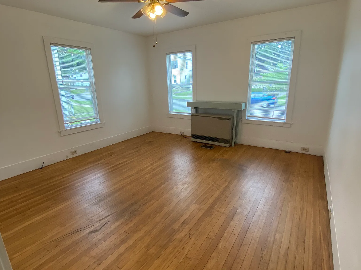 1 bed, $1,200 — Photo 1