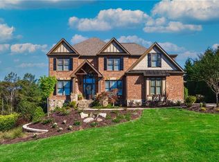 4526 Meadowland Way, Flowery Branch, GA 30542
