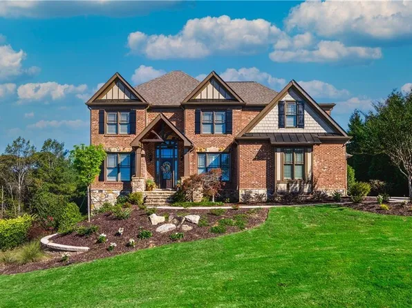 4526 Meadowland Way, Flowery Branch, GA 30542