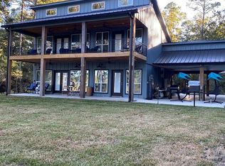 106 Joan St, Zavalla, TX 75980