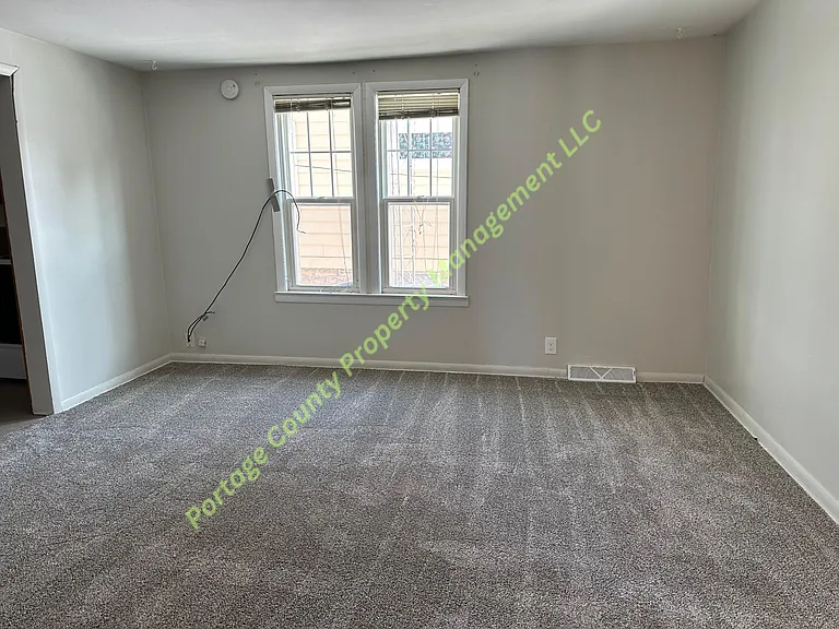 1224 Portage St — Photo 9