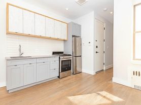 409 Chauncey St, Brooklyn, NY