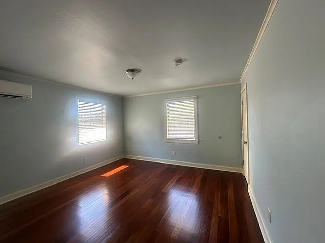 1629 Feronia St — Photo 17