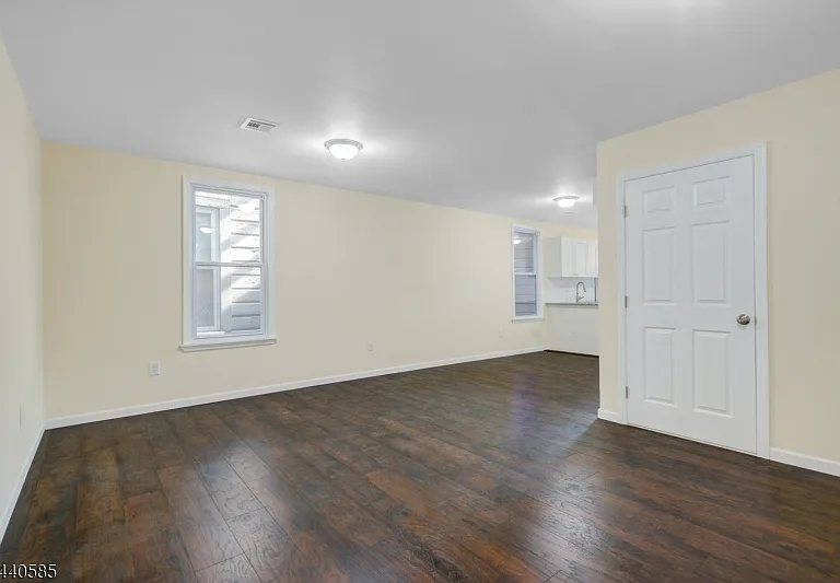 83-85 Summit Ave #3A — Photo 6