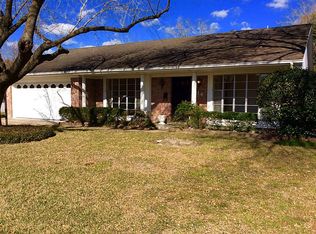 914 Beaver Bend Rd, Houston, TX 77088