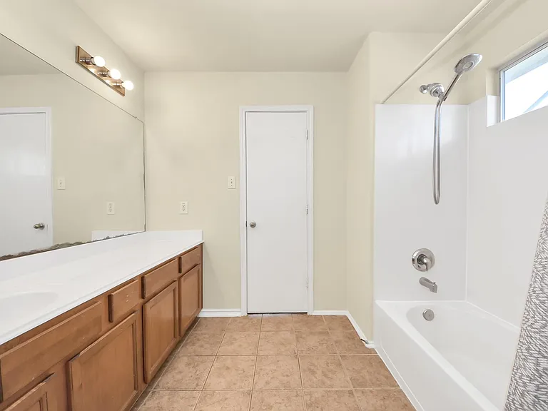 14423 Hillard Green Ln — Photo 22