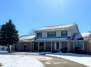 16015 Almont Rd, Allenton, MI 48002