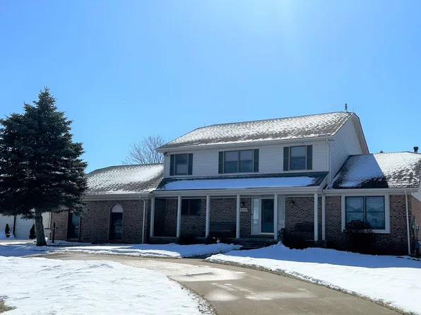 16015 Almont Rd, Allenton, MI 48002