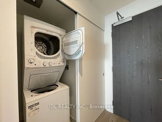 25 Richmond St E #1505 — Photo 17