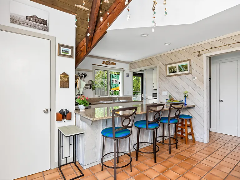 56 Far Pond Rd — Photo 20
