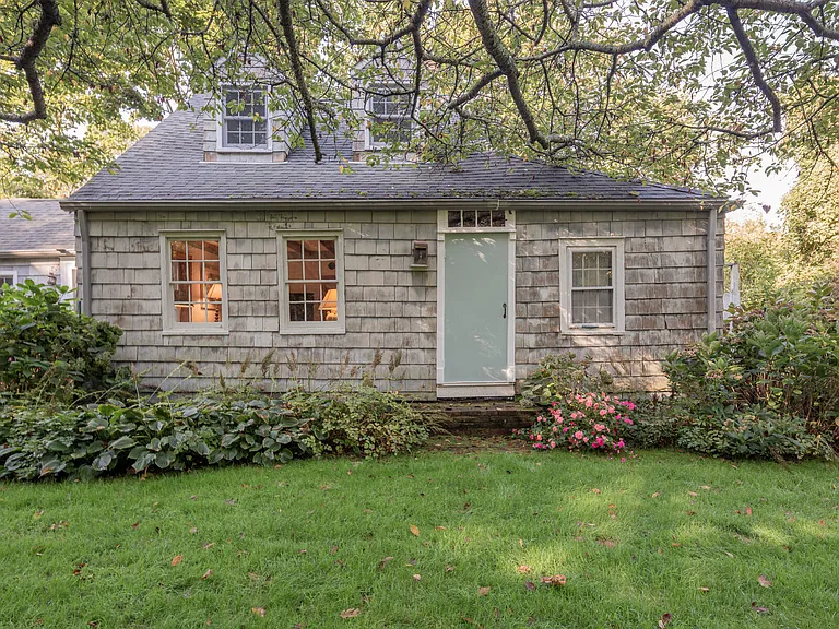134 Three Mile Harbor Rd — Photo 19
