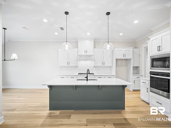 5th image of 9275 Parker Ln