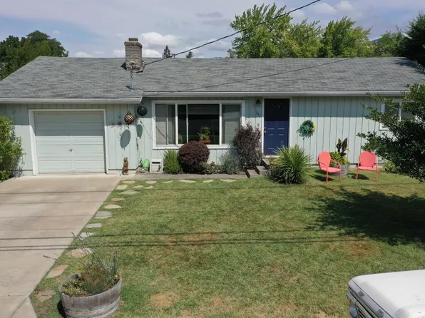 247 W Nevada St, Ashland, OR 97520