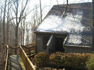 9064 S Pointe Ridge Ln #33, Bloomington, IN 47401