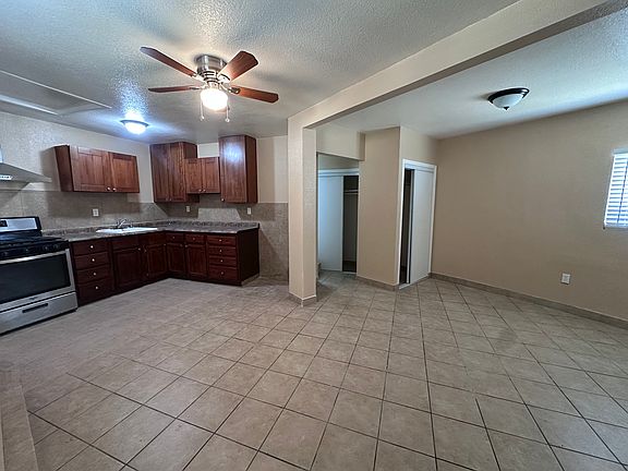 3rd image of 9565A Mayne St #9565A