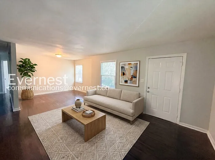 605 71st St S — Photo 3