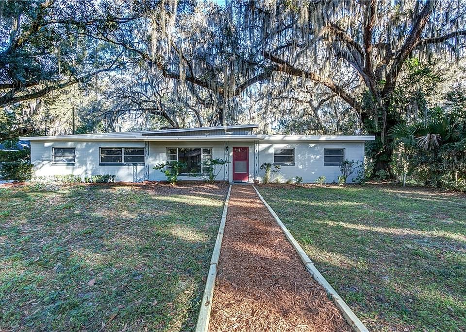 1st image of 1302 Forest Dr