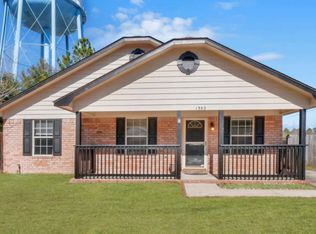 1302 Tower Dr, Hinesville, GA 31313