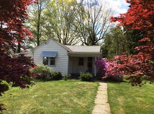 206 Foxwood Rd, Coraopolis, PA 15108