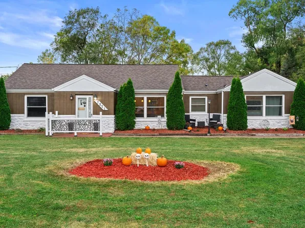 7271 South 35th STREET, Franklin, WI 53132