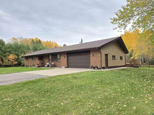 16121 Creek Rd, Nashwauk, MN 55769