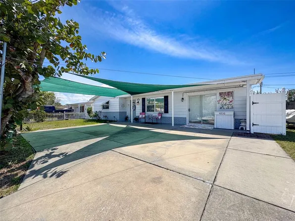 4236 Beacon Square Dr, Holiday, FL 34691