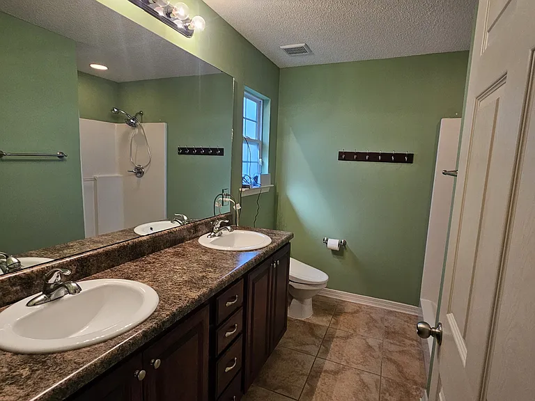 311 Dahlquist Dr — Photo 3