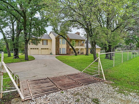 3rd image of 14145 S Highway 281