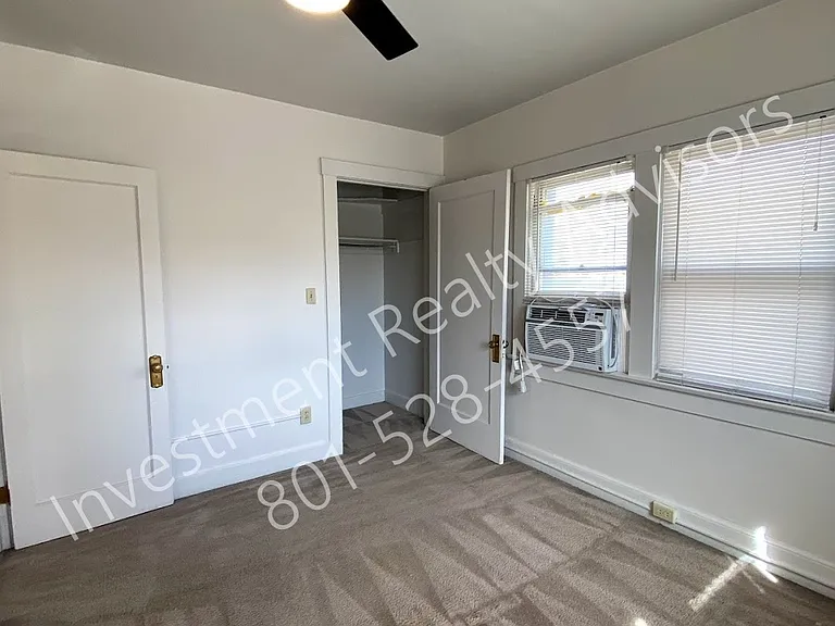 146 E 2nd Ave — Photo 4