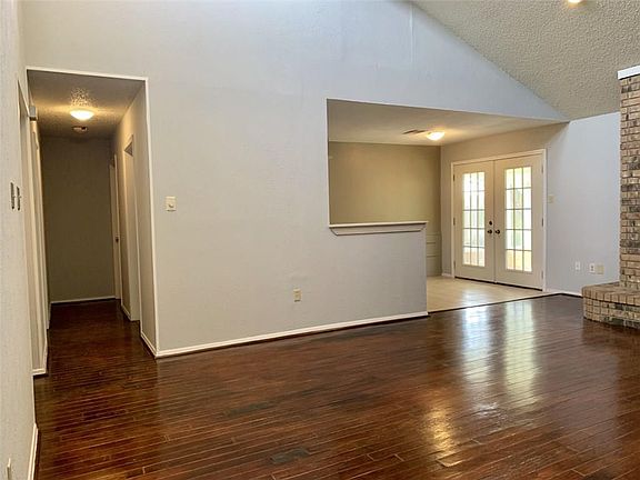 5th image of 8821 Camfield Way
