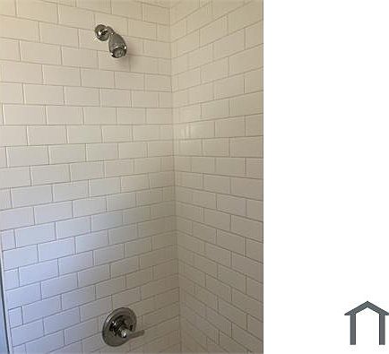 4th image of 3571 S Gramercy Pl