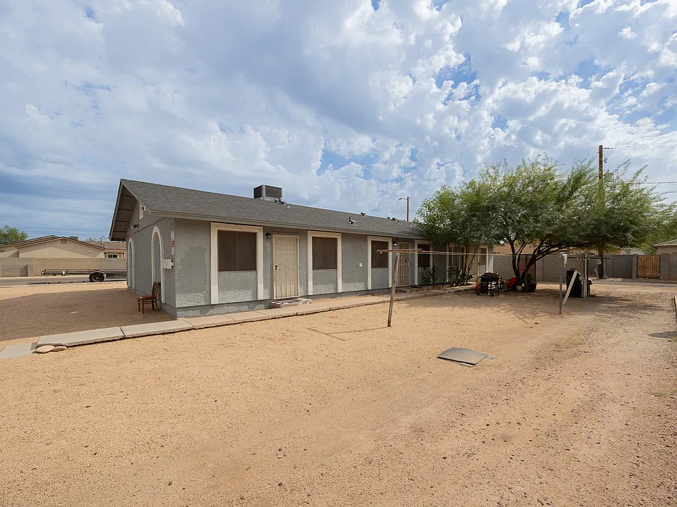 2571 E Mobile Ln, Phoenix Az