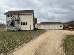 N27499 Thompson Valley Rd, Arcadia, WI 54612