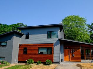 6407 24th St N, Arlington, VA 22207