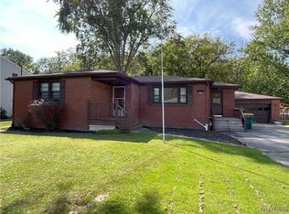 4586 Van Peyma Rd, Hamburg, NY 14075