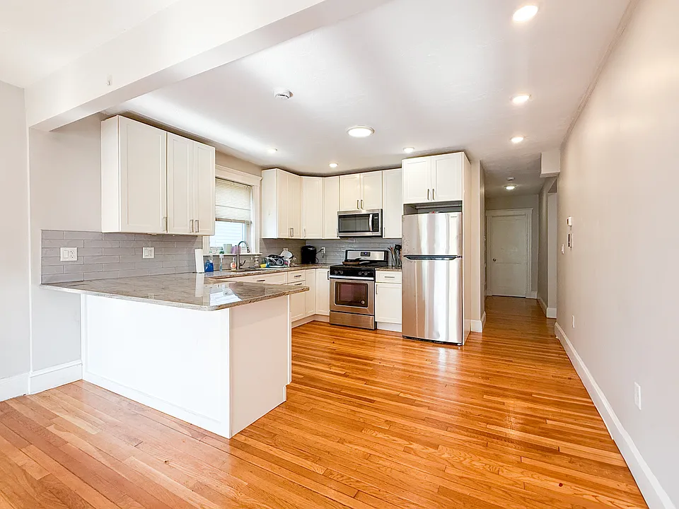 28 Winter St #2