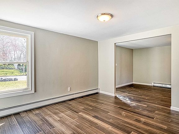4th image of 8 Osborne Ave