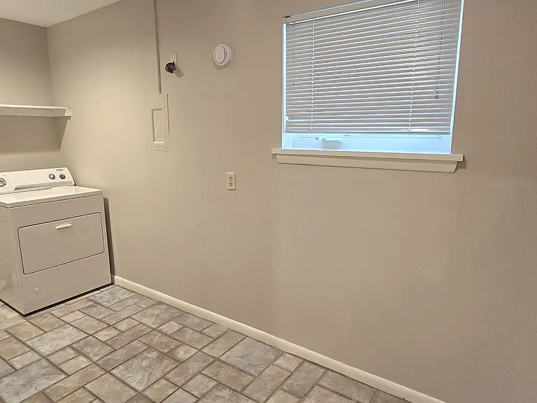 1700 Northwood Rd — Photo 14