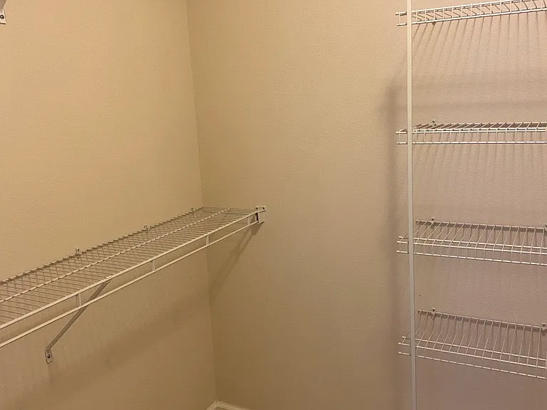 1030 Glencroft Dr #1 — Photo 9